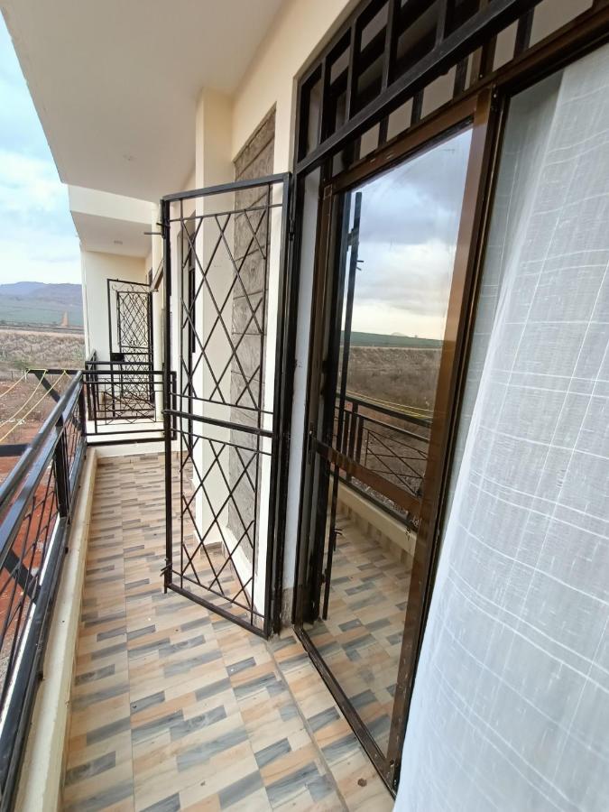 1 Bedroom Fully Furnished Luxurious Apartment Voi Town Extérieur photo